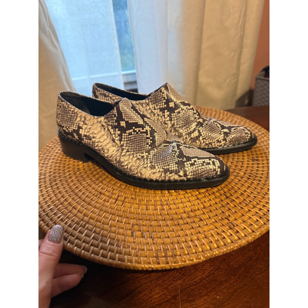 Vince Snakeskin Embossed Leather Loafers Pointed Toe Block Heel Gray Black 8.5M